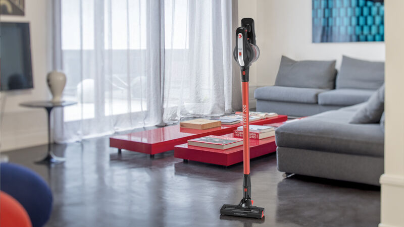 aspirateurs-balais hoover position parking